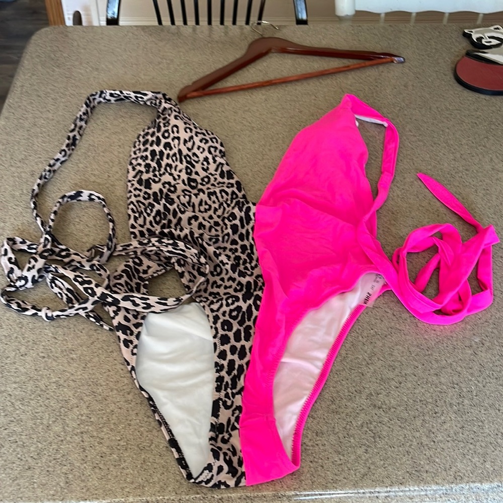 NWOT SHEIN BATHING SUIT
